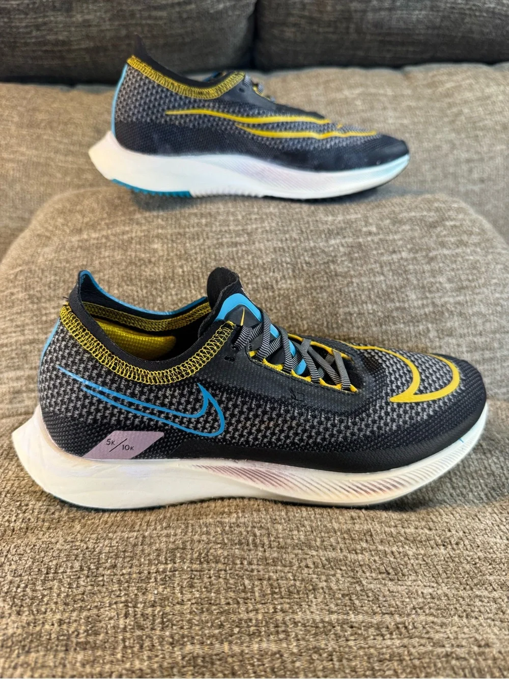 Nike ZoomX Streakfly Men’s Dark Sulphur Chlorine Blue DV1034-010 Size 5.5